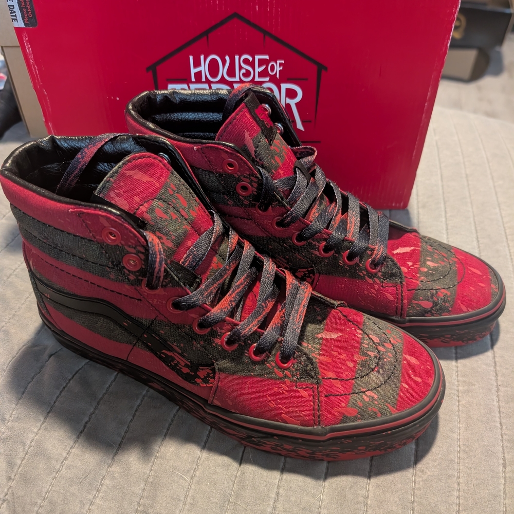 Vans House Of Terror Feddy Sk8 Hi Unisex Men's 8 Women's 9.5